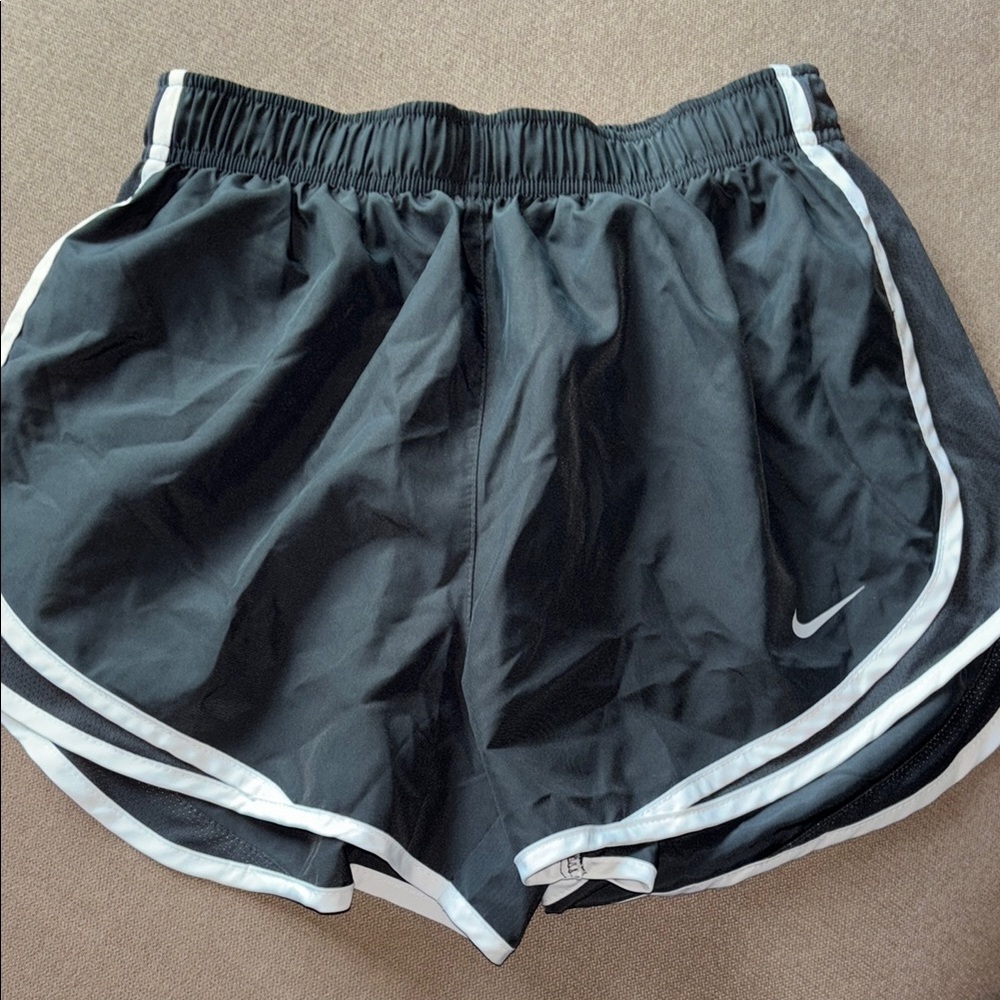 Nike Women's dark grey running shorts